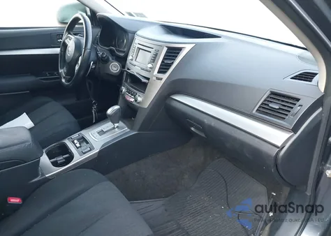 2014 Subaru Legacy 2.5I Premium z USA, uszkodzony, nr VIN 4S3BMBC60E3004659